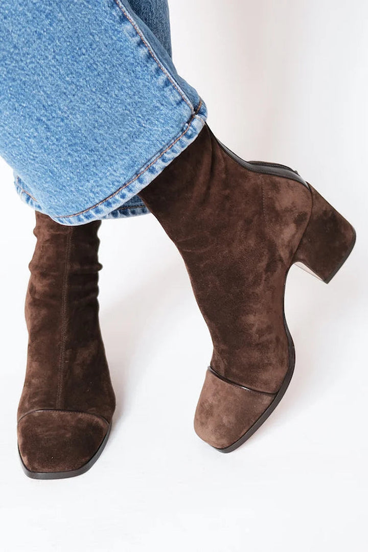 GEMMA – SQUARE TOE HEELED BOOTS