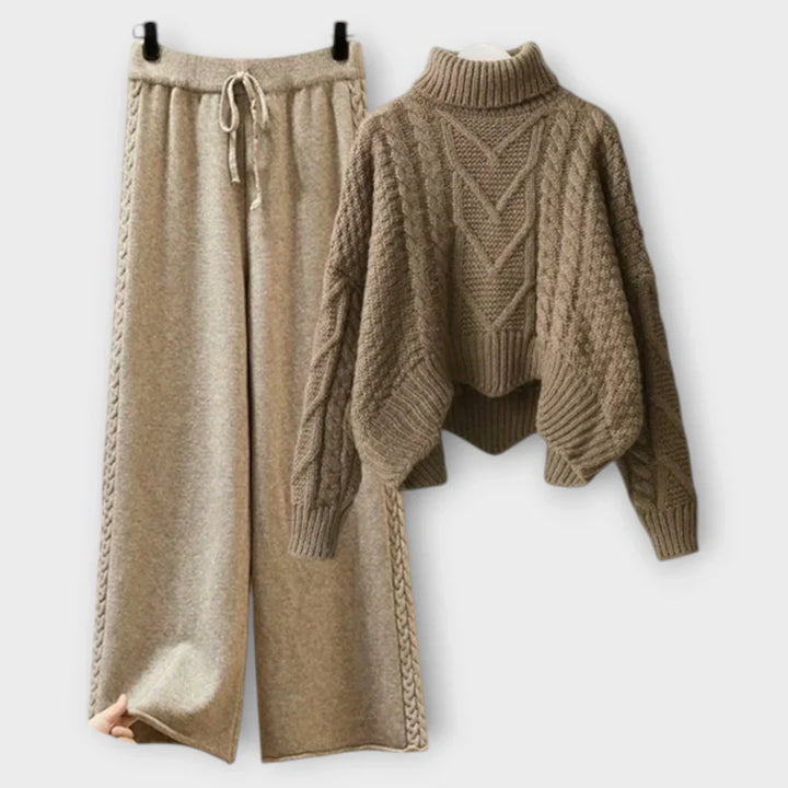 Jade - Elegant Knit Set