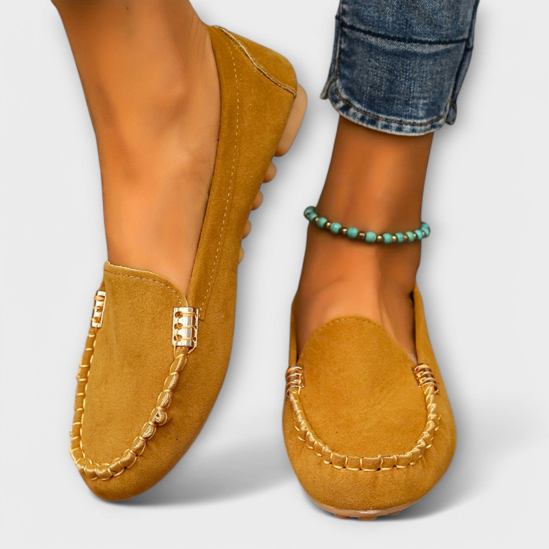 ISELYNDRA – MOCCASIN SLIP-ONS