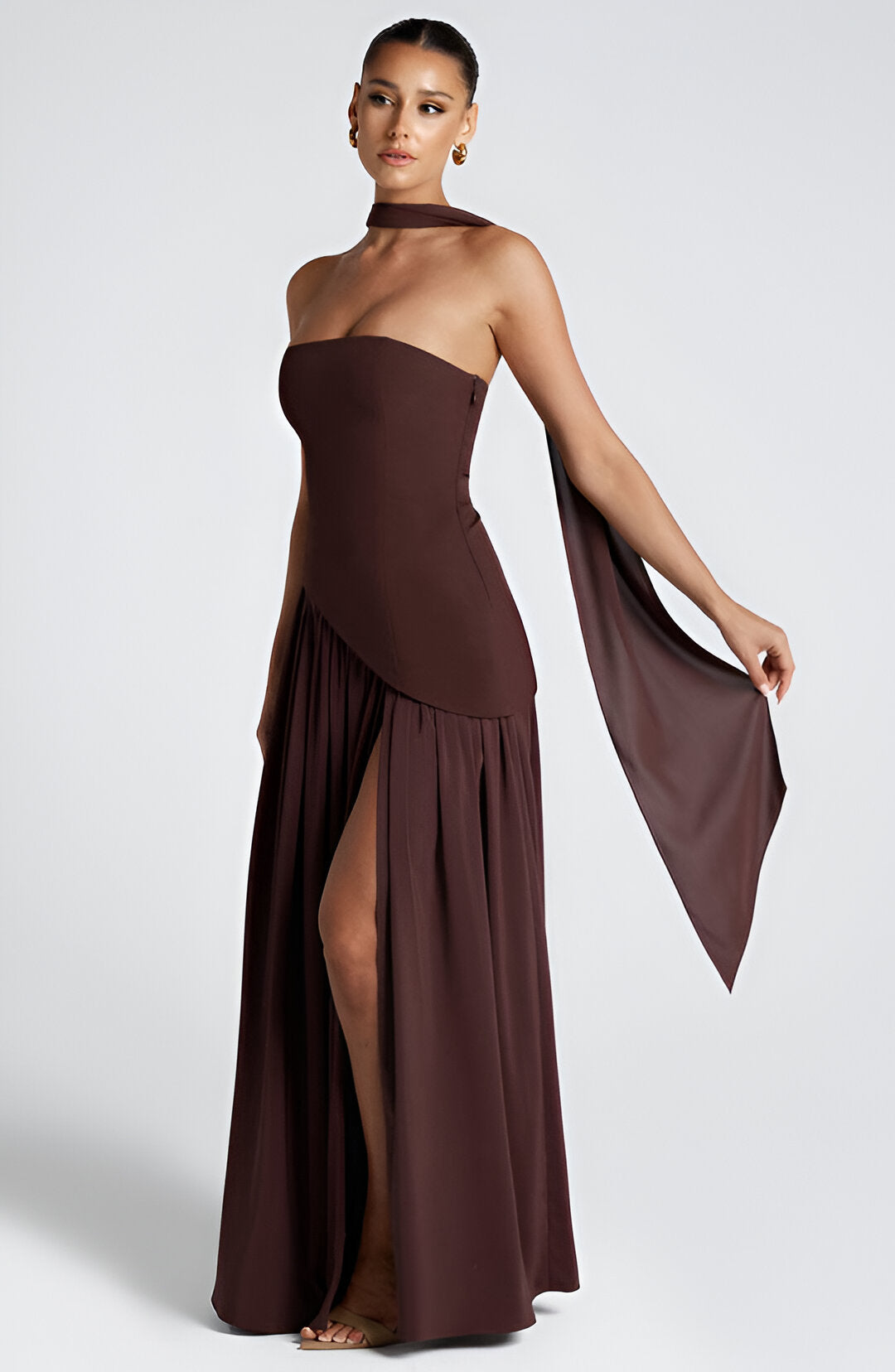 LOTTIE – RADIANT STRAPLESS EVENING GOWN