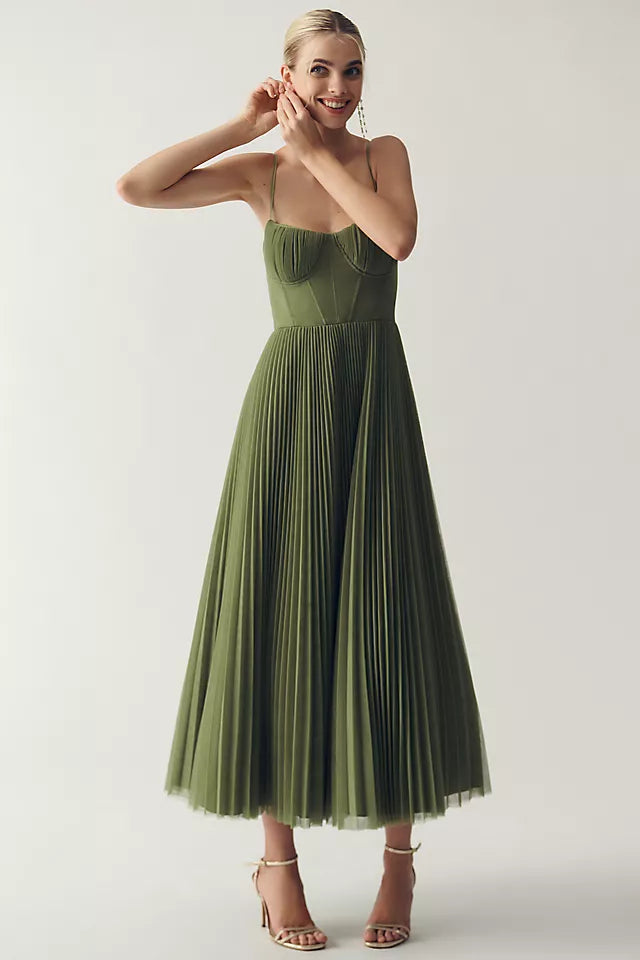Lina - Elegant Pleated Dress with Spaghetti Straps