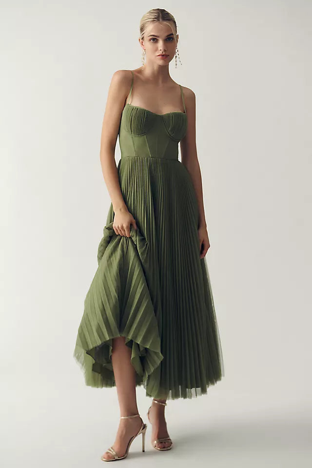 Lina - Elegant Pleated Dress with Spaghetti Straps