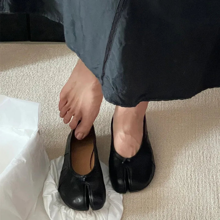 YSORIA – COMFORTABLE BALLET FLATS