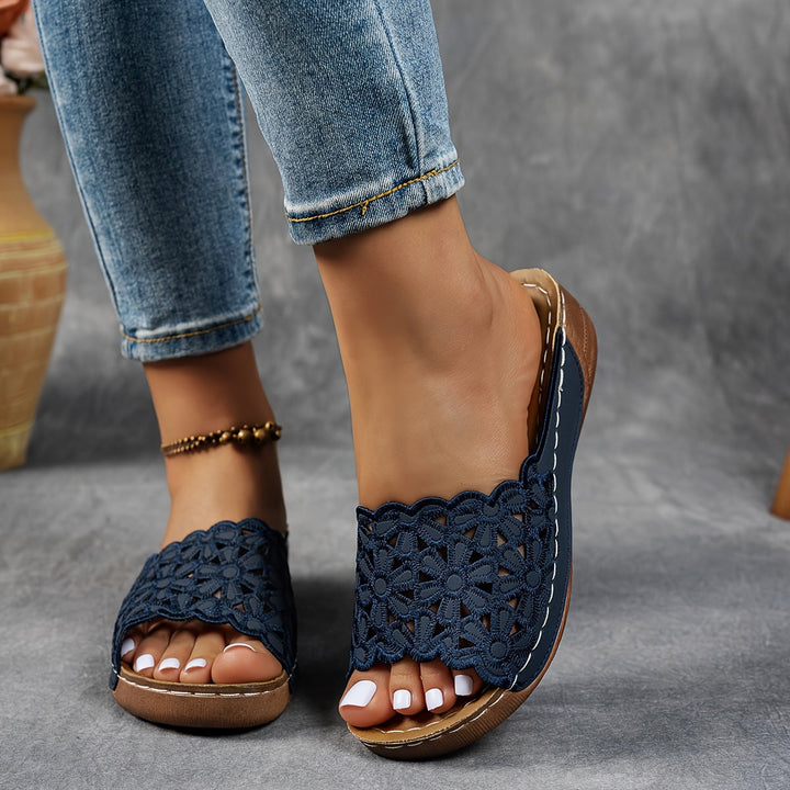 Bailey - Stylish and Comfy Sandals