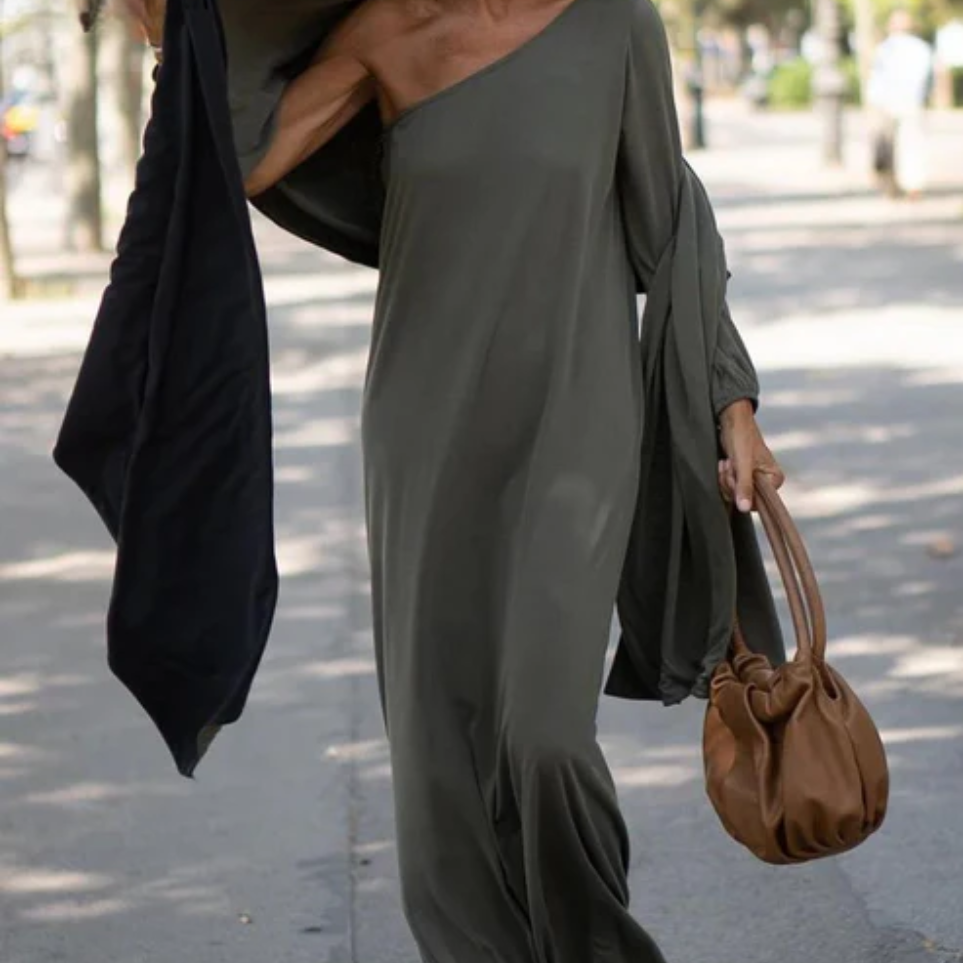 Zoe - Elegant and Lightweight One-Shoulder Dress